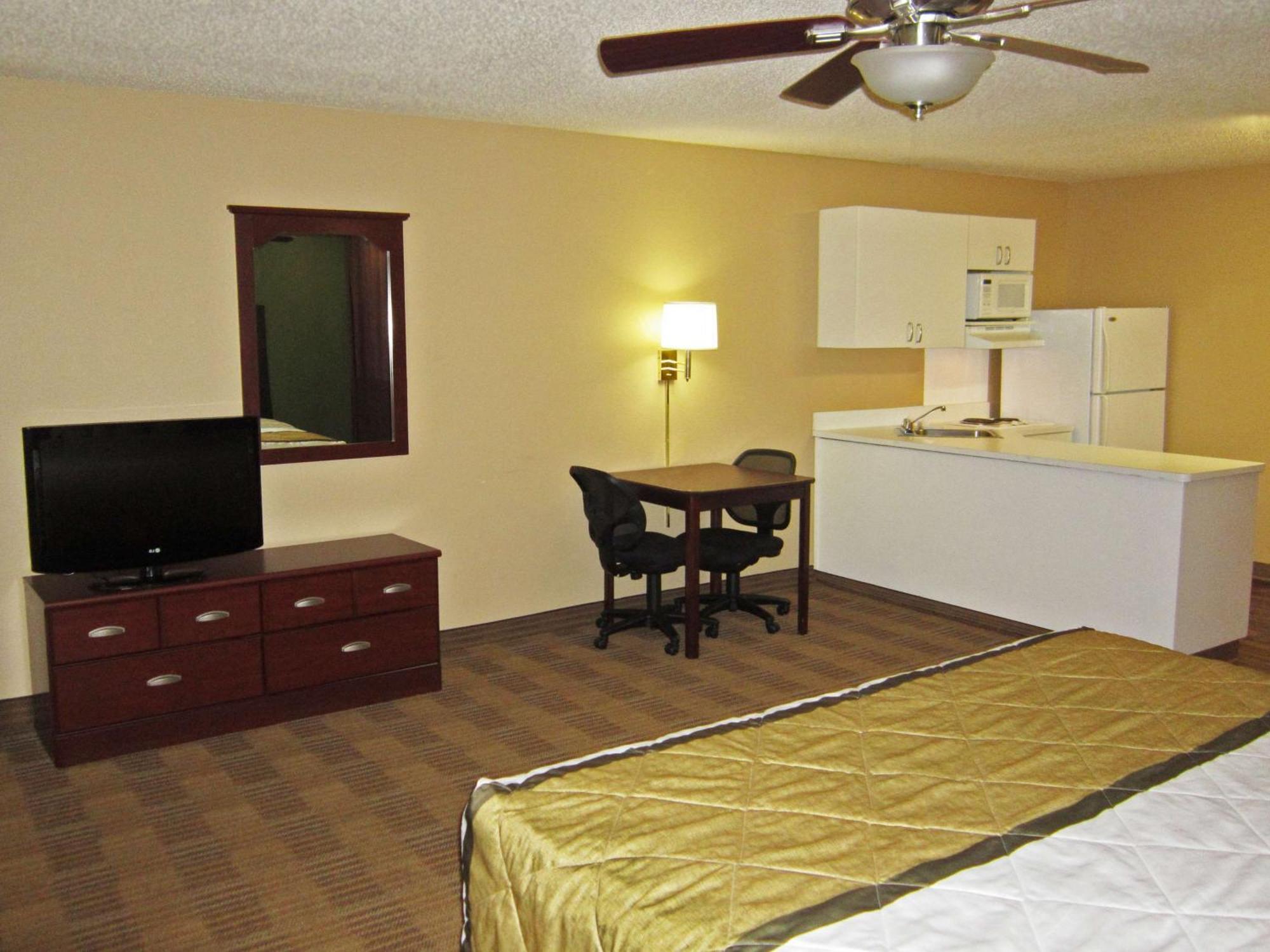 Extended Stay America Suites - Princeton - South Brunswick South Brunswick Terrace Exterior foto